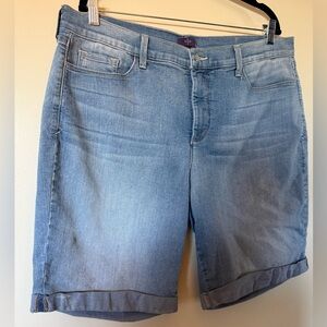 NYDJ Light Blue Jean Shorts with cuffs in Size 18
